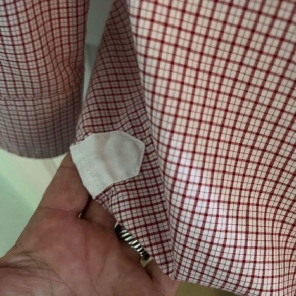 Coast Performance Red and white plaid Long sleeve shirt. Size Medium. - Picture 4 of 6